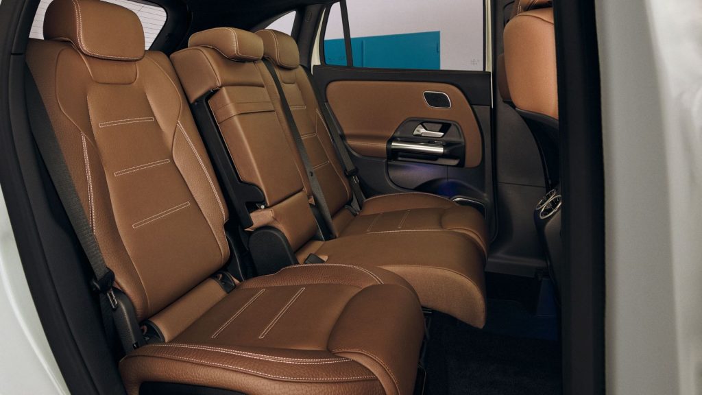 Mercedes GLA - Back Seats