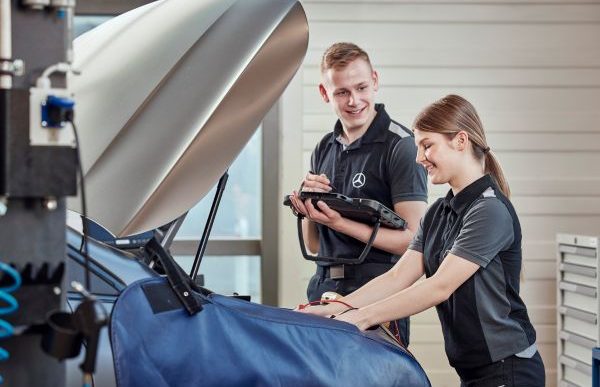 Συντήρηση Mercedes-Benz σε εξουσιοδοτημένο συνεργείο Λάμδα Star με πιστοποιημένους τεχνικούς και εργοστασιακή διάγνωση κινητήρα