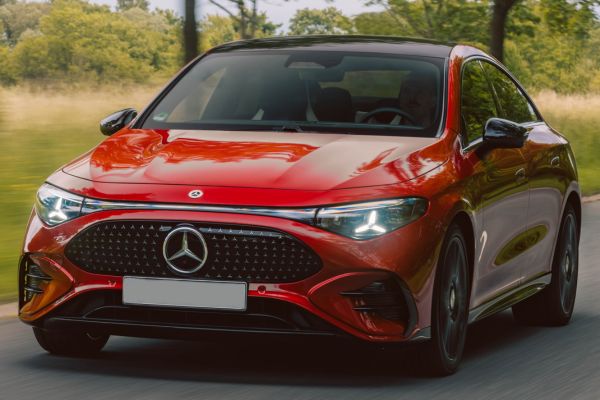 Mercedes-Benz σε καλοκαιρινή διαδρομή με κορυφαία απόδοση, ασφάλεια και αξιοπιστία σε υψηλές θερμοκρασίες